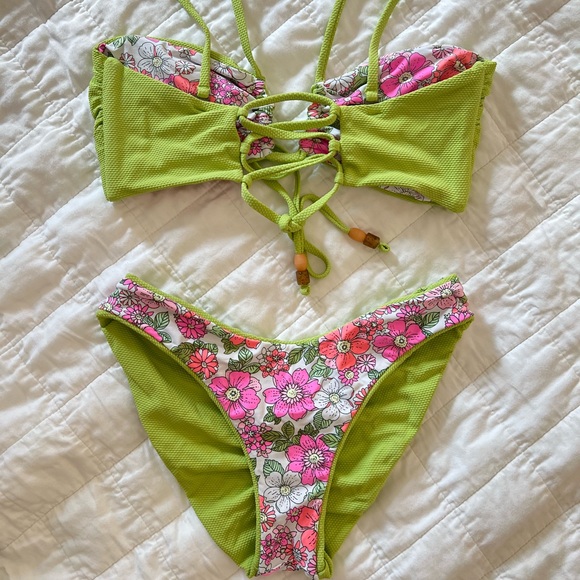 Maaji Swim, Green Floral Reversible Bikini - Picture 5 of 7
